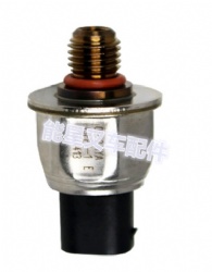 丰田叉车配件7FB15压力传感器58840-26600-71